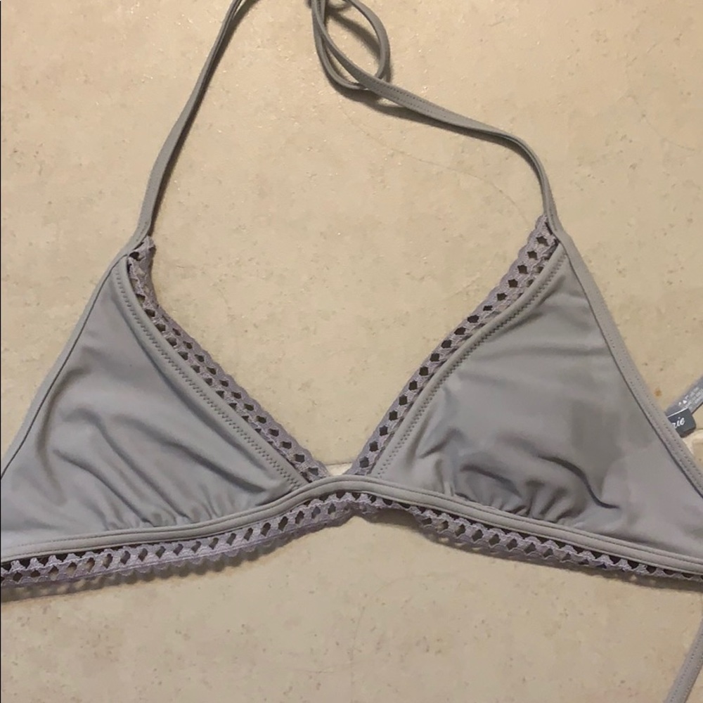 SMALL ARIE GREY TRIANGLE BIKINI TOP